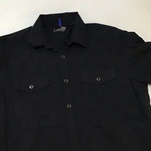 Kenneth Cole Reaction Men's Black Button-Down Shirt with Chest Pockets